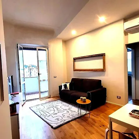 La Milanese, Moderno Con Balcone - Metro Isola A 2 Min Apartamento
